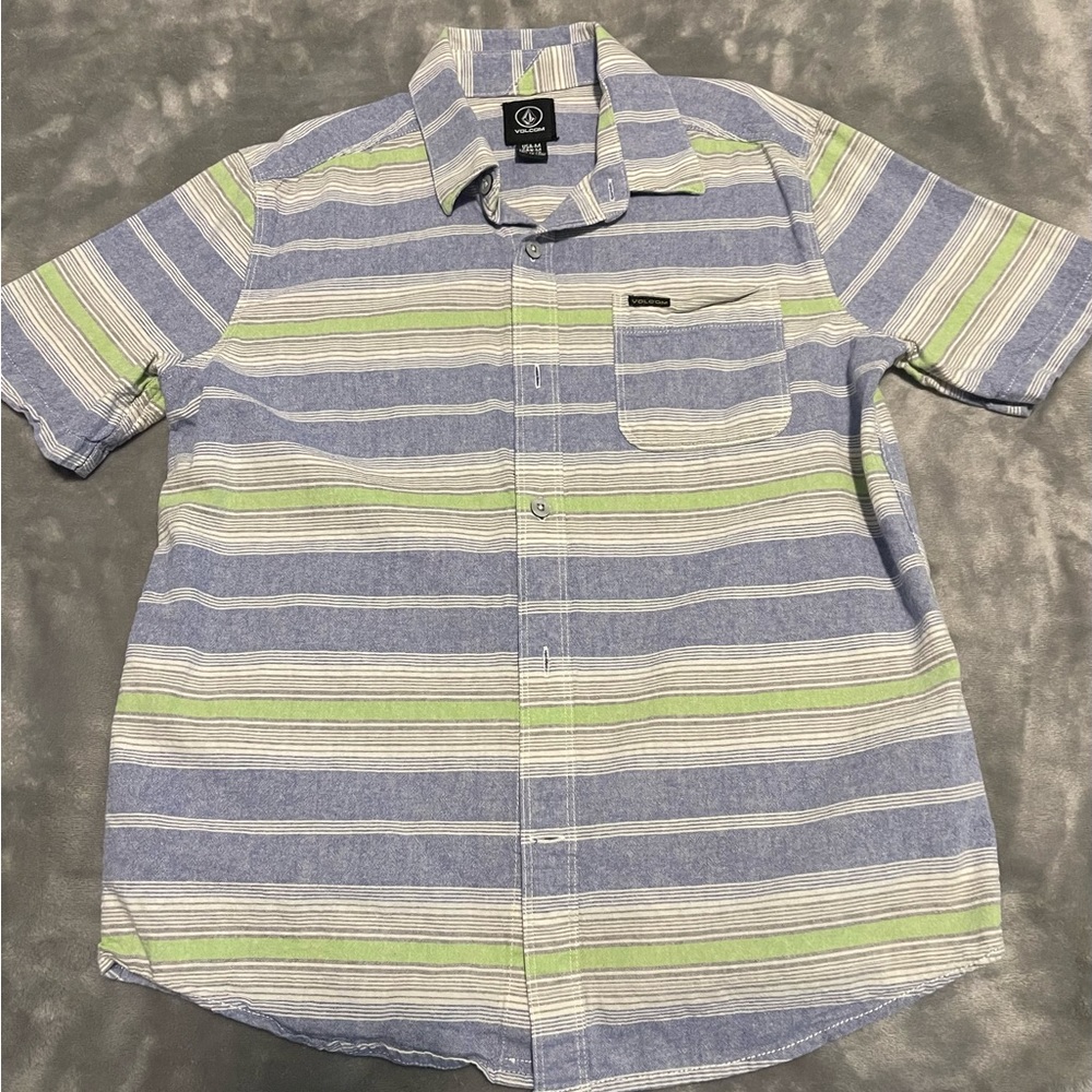 Volcom Boys Button Down Short Sleeve Shirt